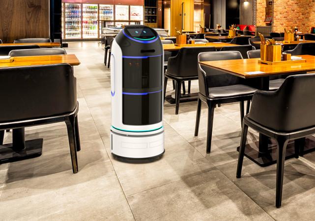 餐饮业引入语音点餐机器人和配送机器人如何解决人力短缺痛点